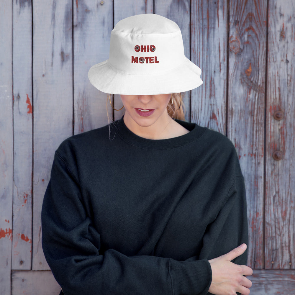 OM Bucket Hat (white and red)